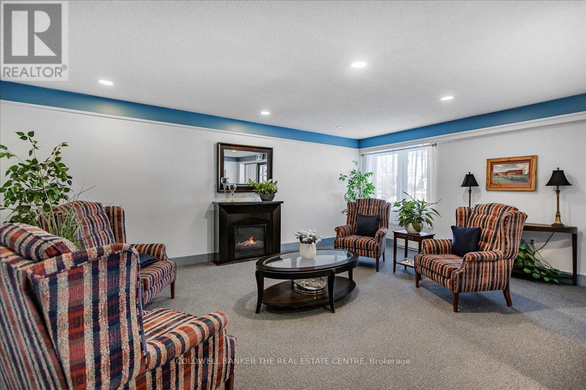 105 - 111 Grew Boulevard, Georgina, Ontario L0E 1L0 - Photo 6 - N12967716