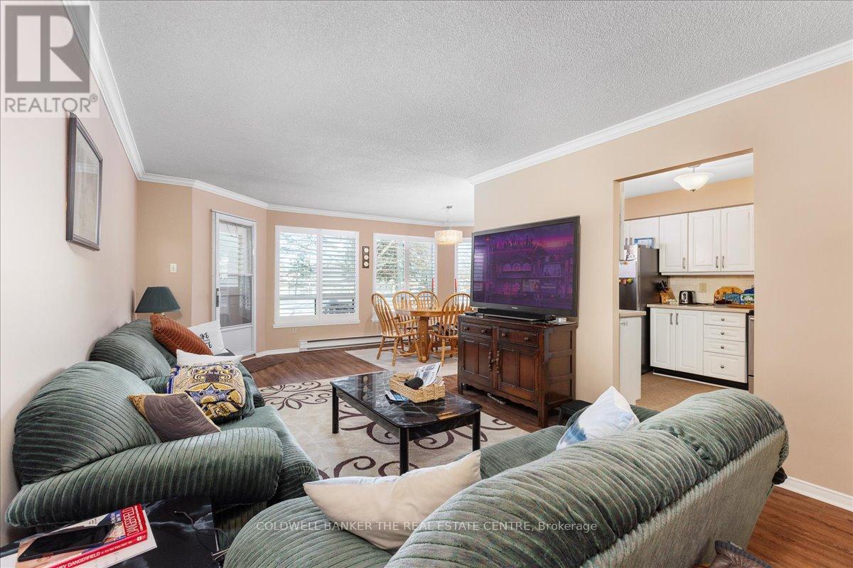 105 - 111 Grew Boulevard, Georgina, Ontario L0E 1L0 - Photo 9 - N12967716