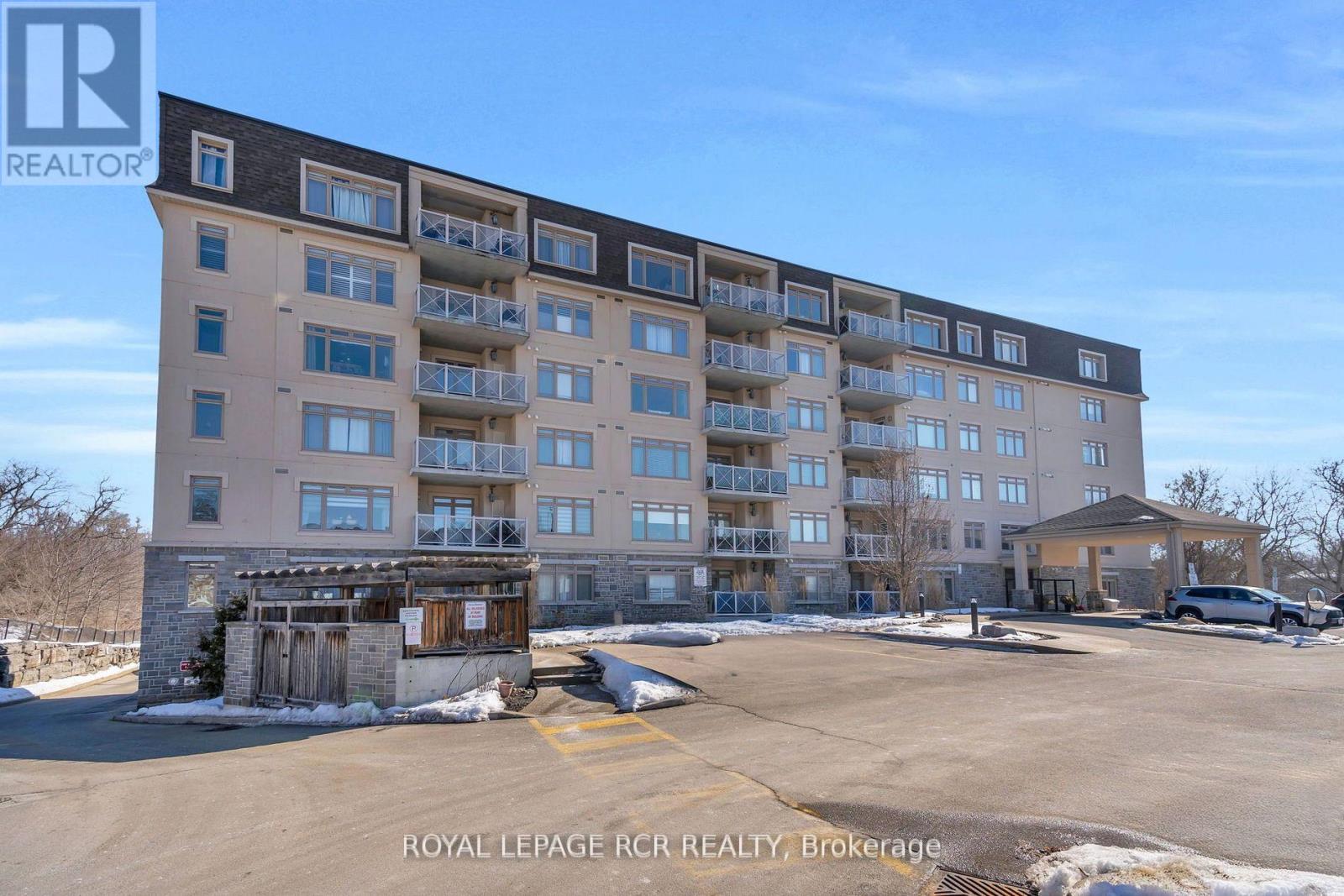 416 - 149 Church Street, King, Ontario  L0G 1T0 - Photo 2 - N12967758