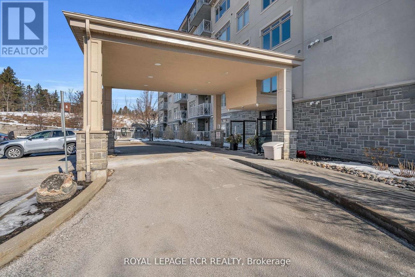 416 - 149 Church Street, King, Ontario  L0G 1T0 - Photo 3 - N12967758