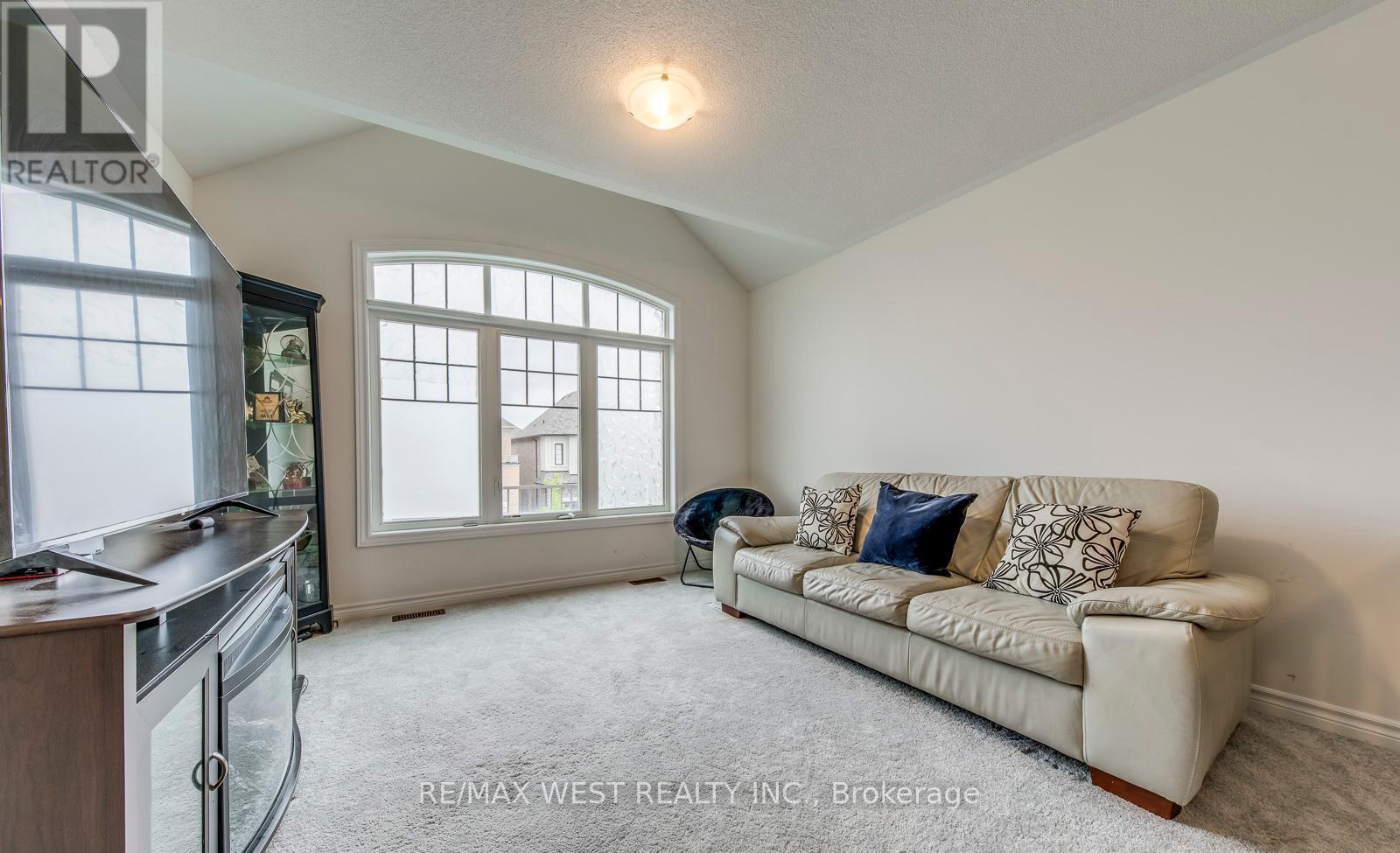 286 Danny Wheeler Boulevard, Georgina, Ontario  L4P 0J9 - Photo 32 - N12967762