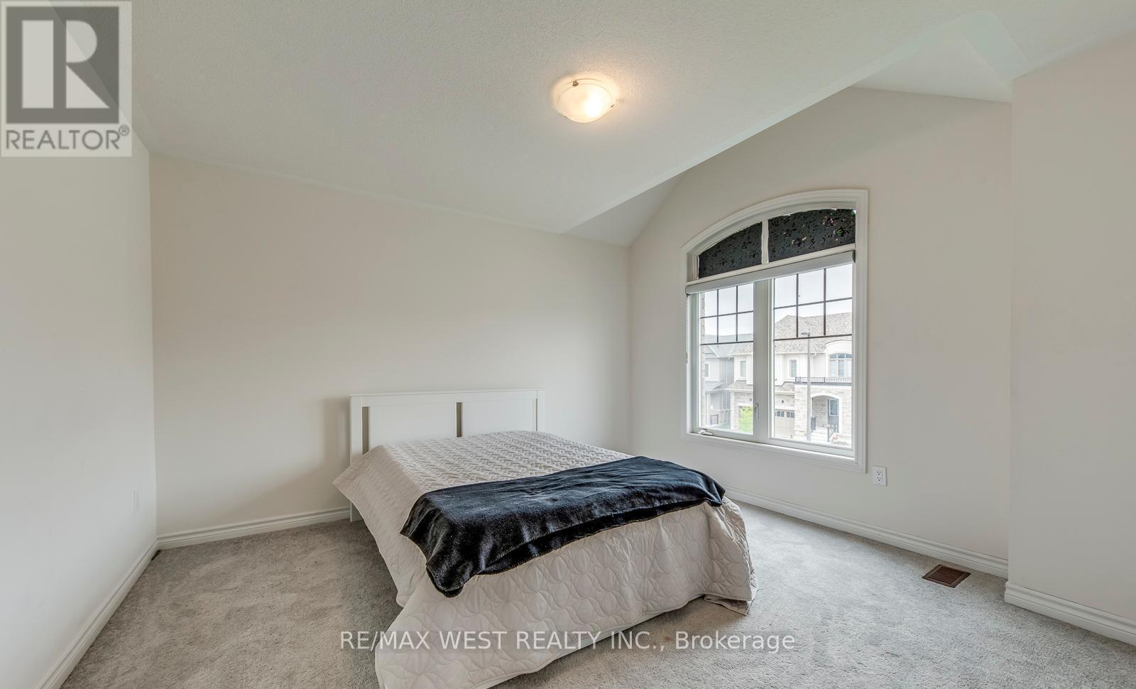 286 Danny Wheeler Boulevard, Georgina, Ontario  L4P 0J9 - Photo 45 - N12967762