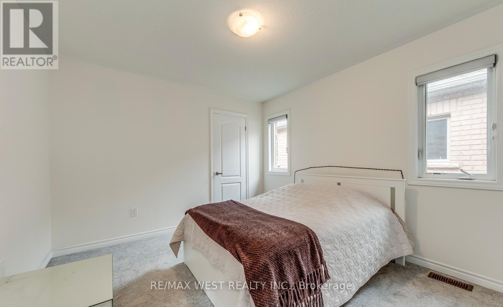 286 Danny Wheeler Boulevard, Georgina, Ontario  L4P 0J9 - Photo 48 - N12967762
