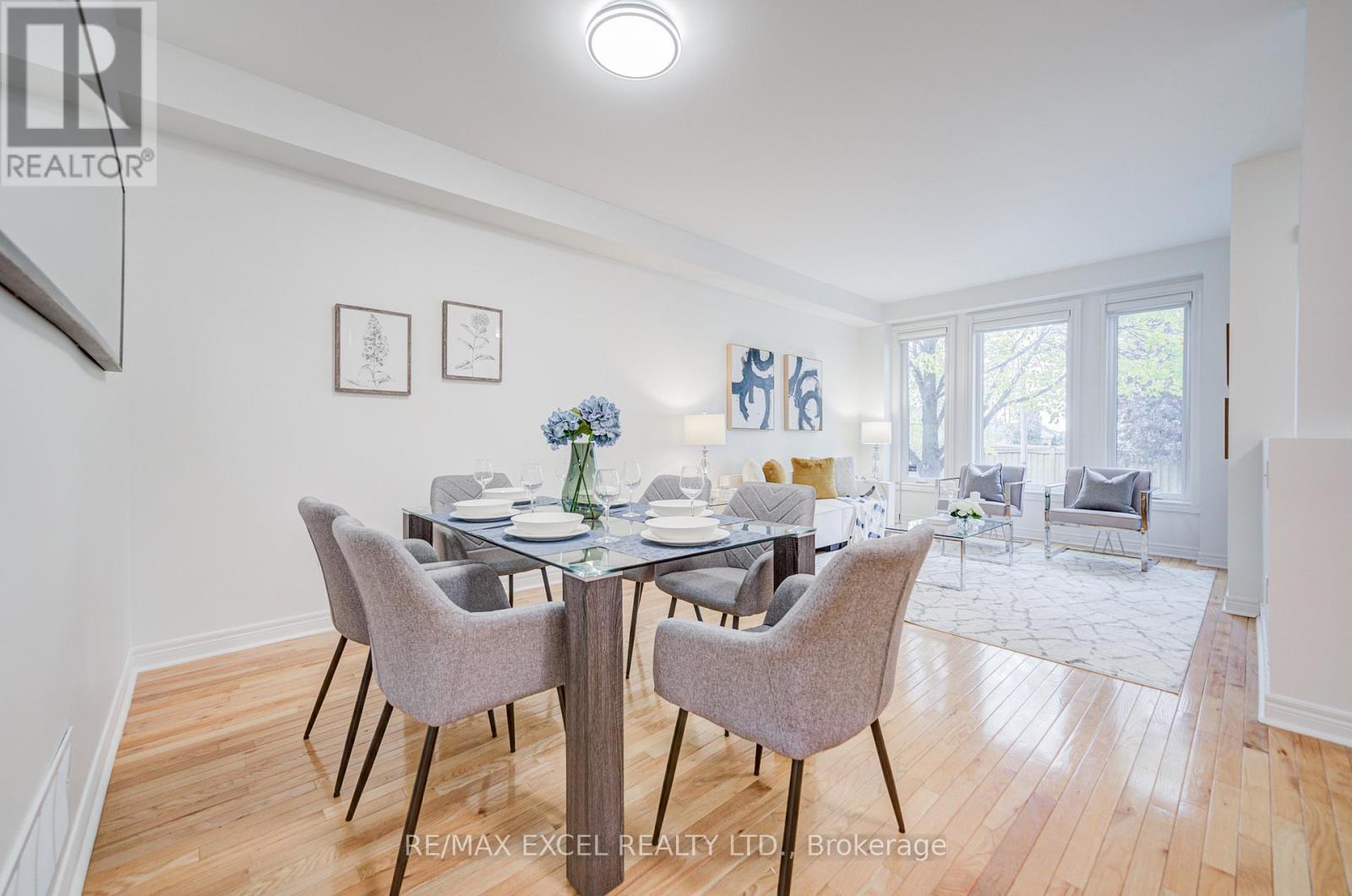 13 Sharon Lee Drive, Markham, Ontario  L6C 2J6 - Photo 10 - N12967784