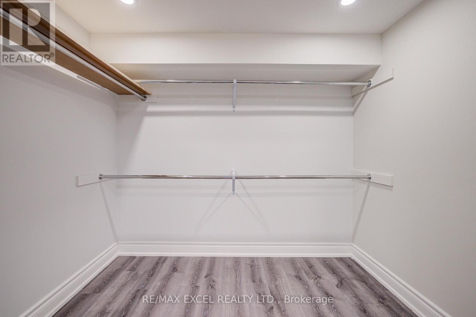 13 Sharon Lee Drive, Markham, Ontario  L6C 2J6 - Photo 46 - N12967784