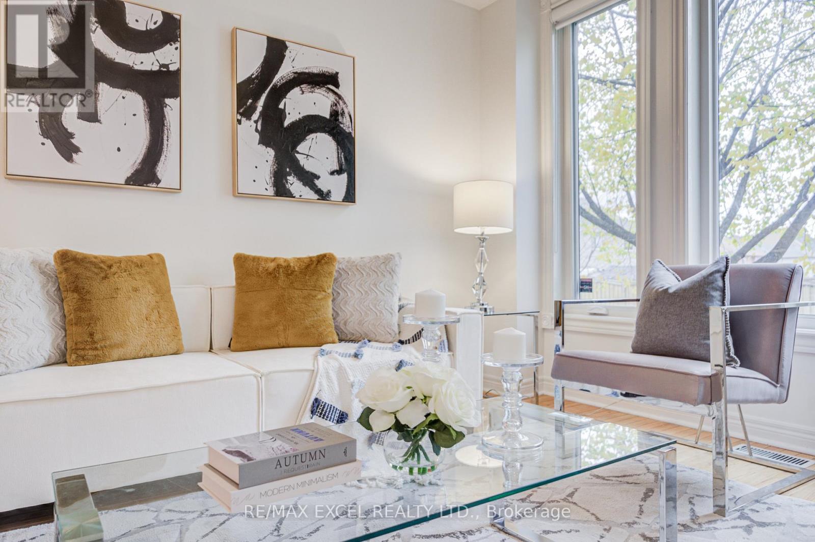 13 Sharon Lee Drive, Markham, Ontario  L6C 2J6 - Photo 7 - N12967784