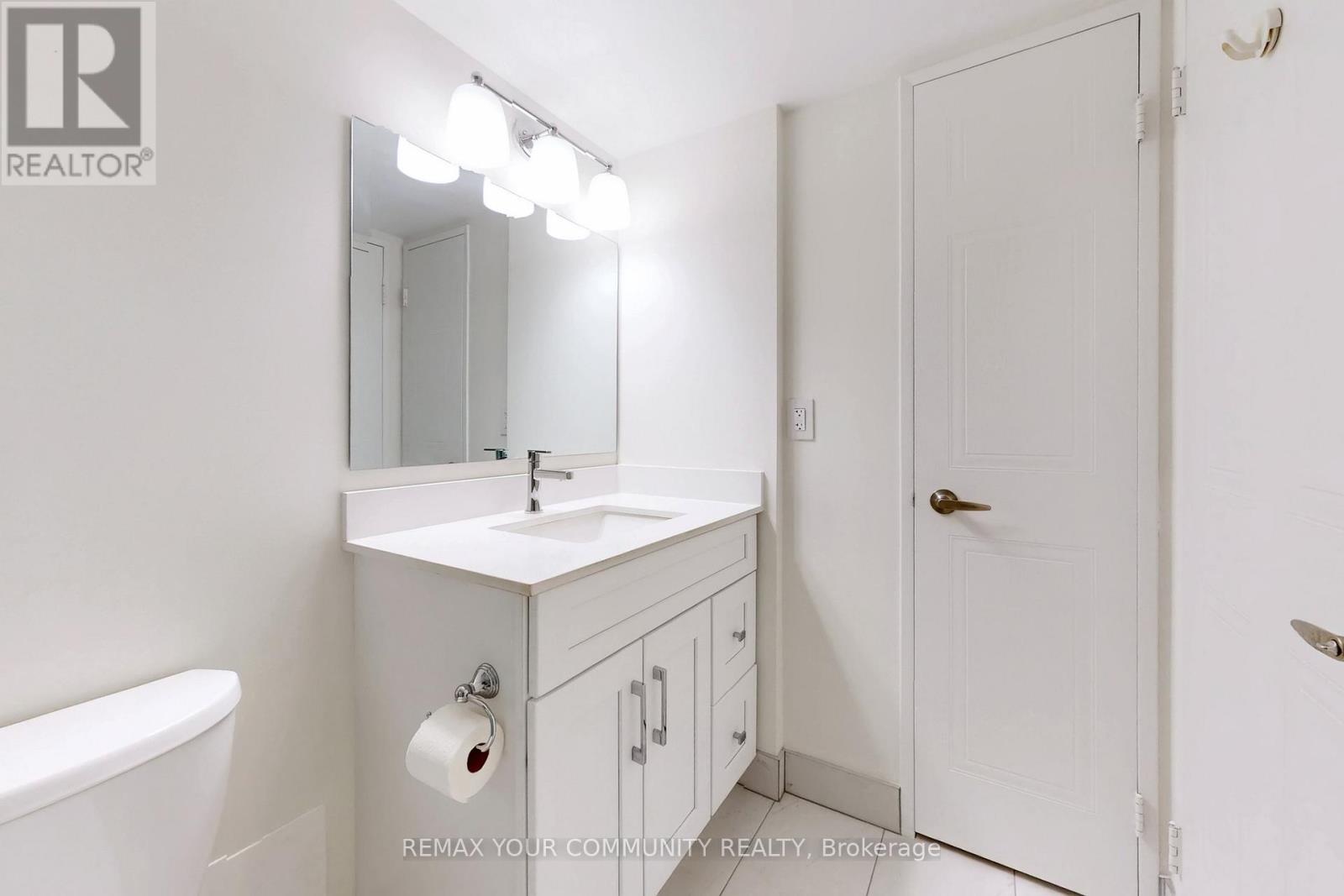 319 - 32 Clarissa Drive, Richmond Hill, Ontario  L4C 9R7 - Photo 26 - N12967788