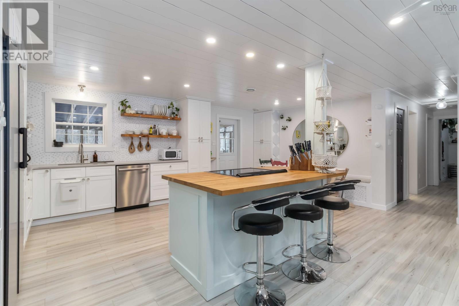 36 Kelly Drive, Fox Point, Nova Scotia  B0J 1T0 - Photo 15 - 202602328