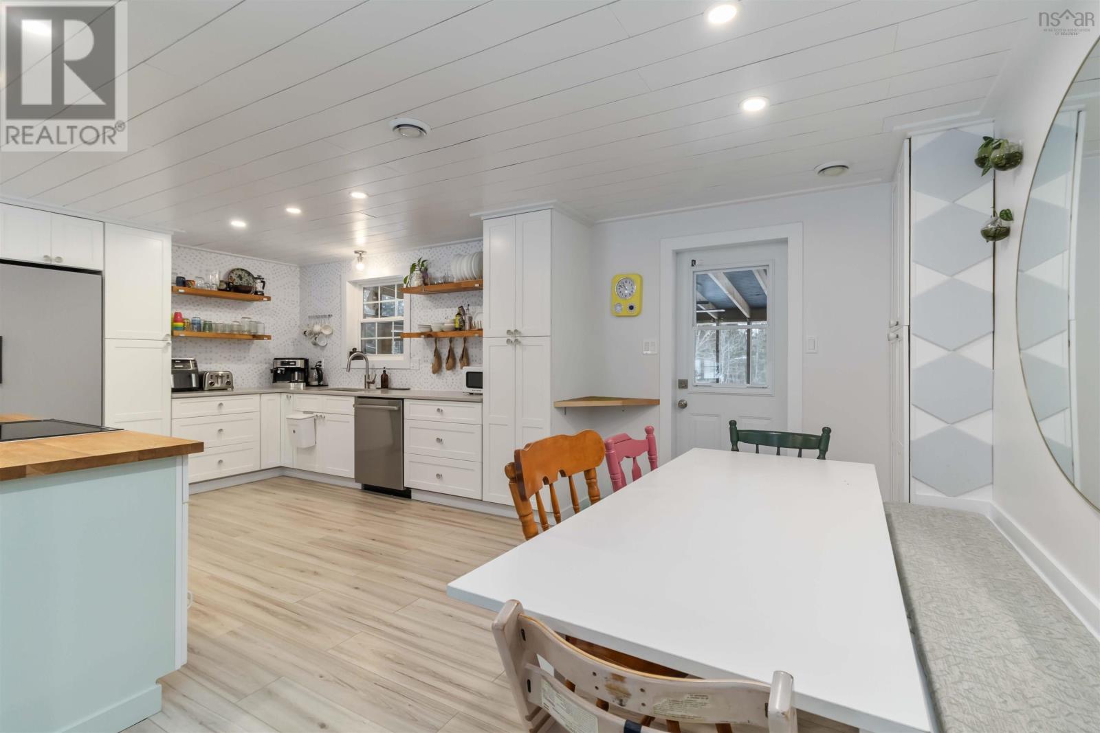 36 Kelly Drive, Fox Point, Nova Scotia  B0J 1T0 - Photo 17 - 202602328