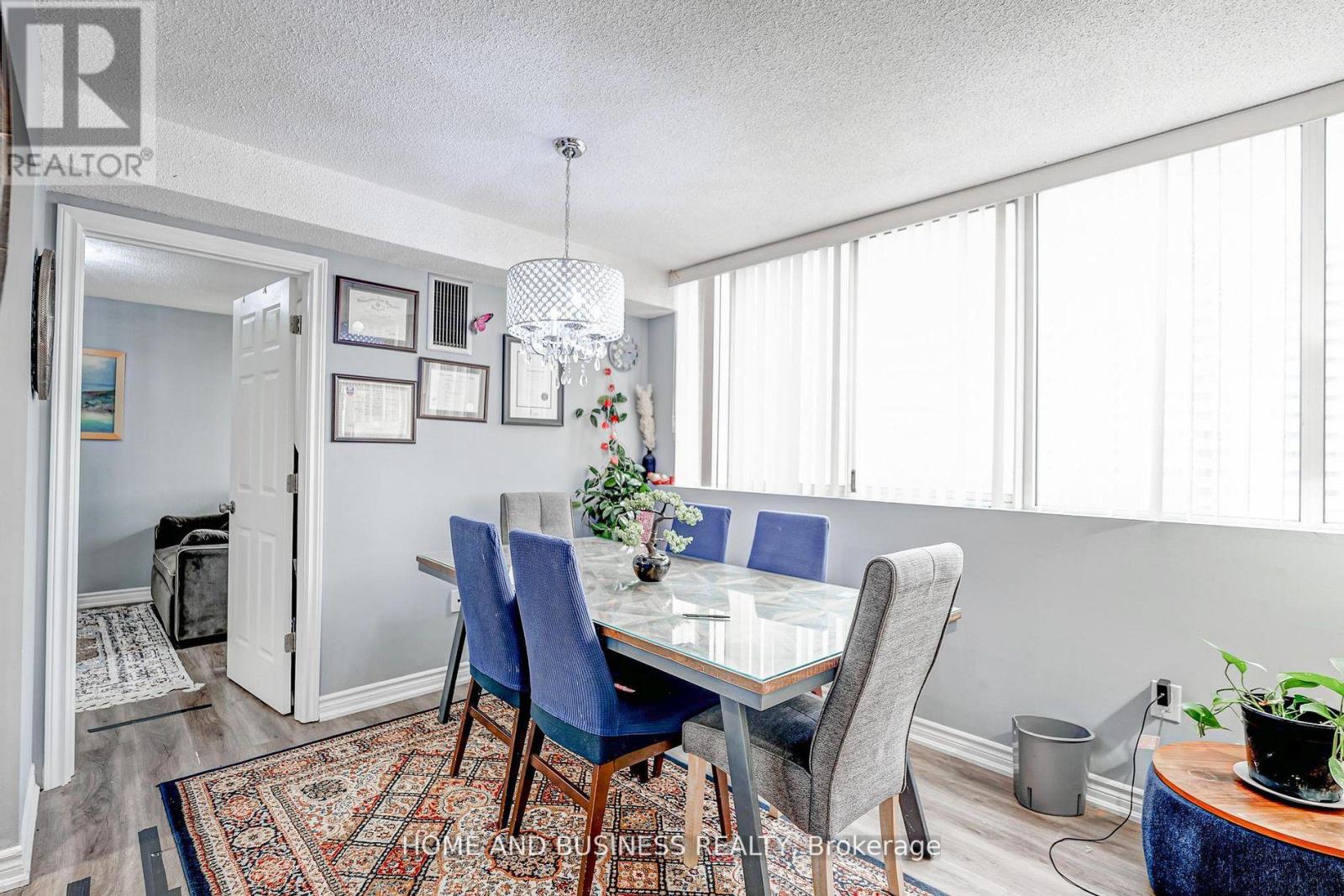 1202 - 3590 Kaneff Crescent, Mississauga, Ontario  L5A 3X3 - Photo 10 - W12967622