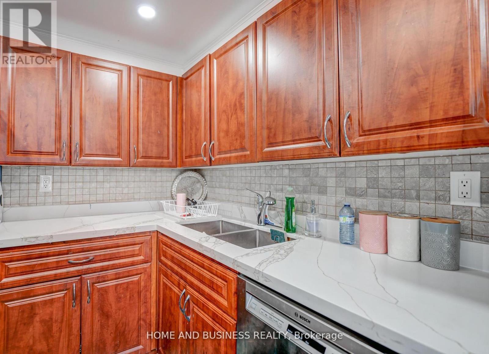 1202 - 3590 Kaneff Crescent, Mississauga, Ontario  L5A 3X3 - Photo 16 - W12967622