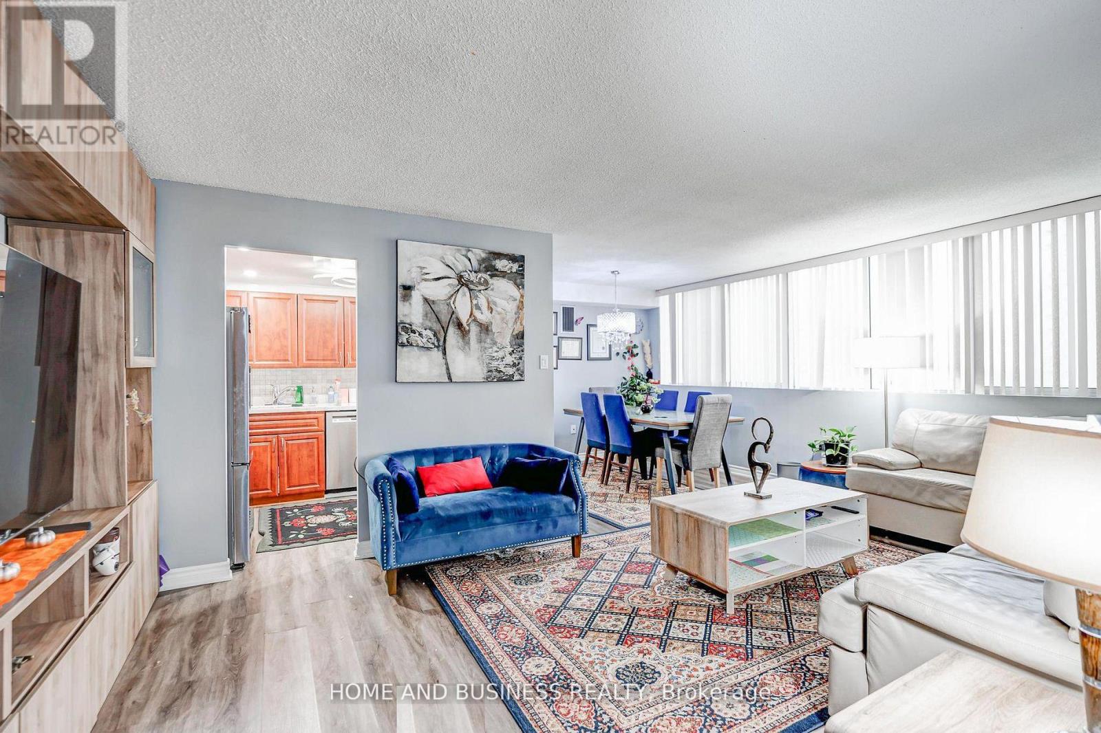 1202 - 3590 Kaneff Crescent, Mississauga, Ontario  L5A 3X3 - Photo 6 - W12967622