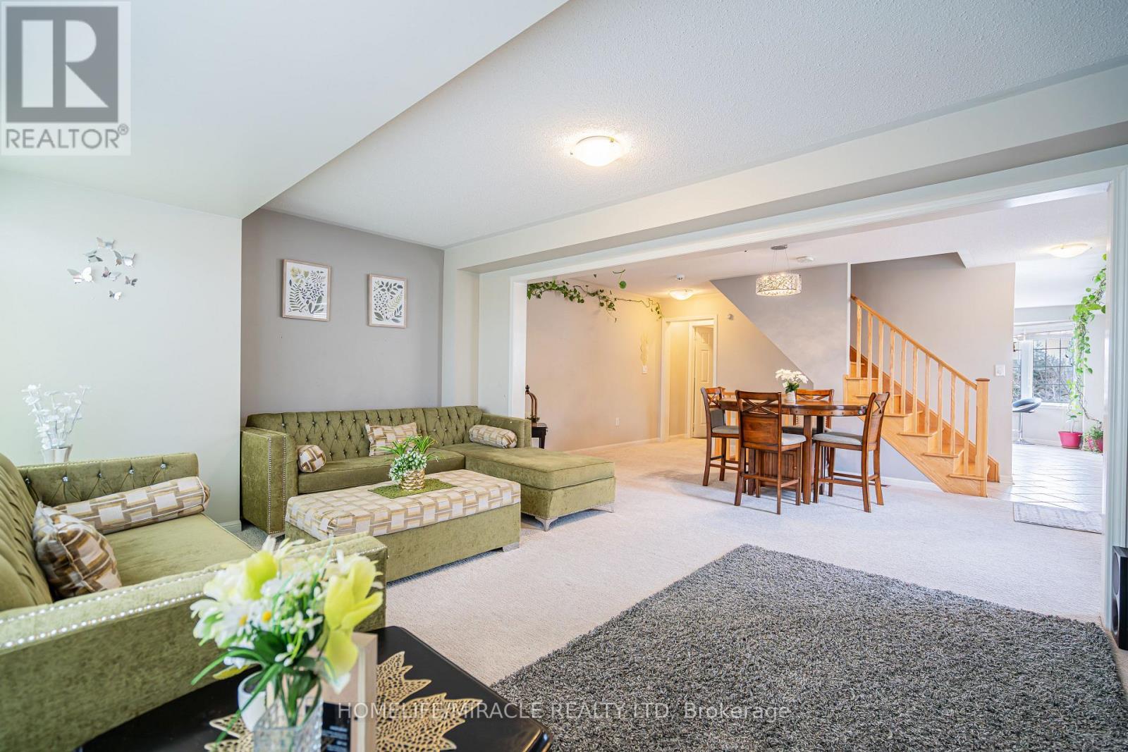 102 Decker Hollow Circle, Brampton, Ontario  L6X 0L5 - Photo 26 - W12967638