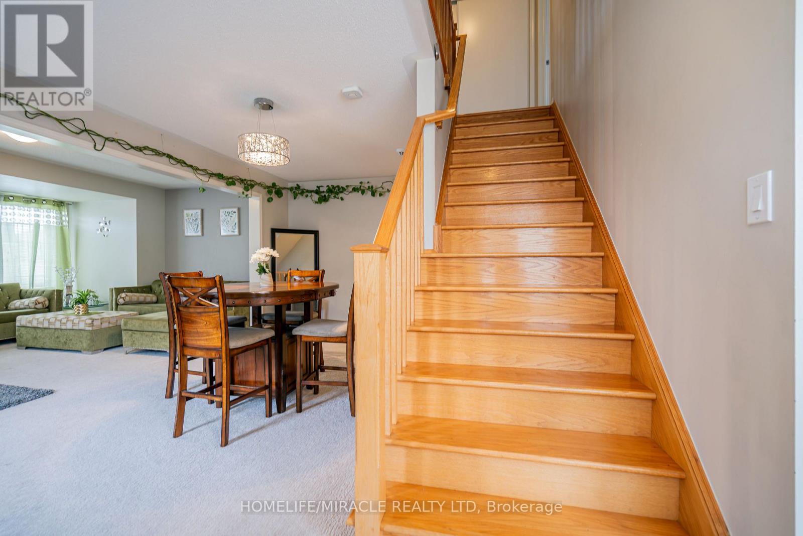 102 Decker Hollow Circle, Brampton, Ontario  L6X 0L5 - Photo 35 - W12967638