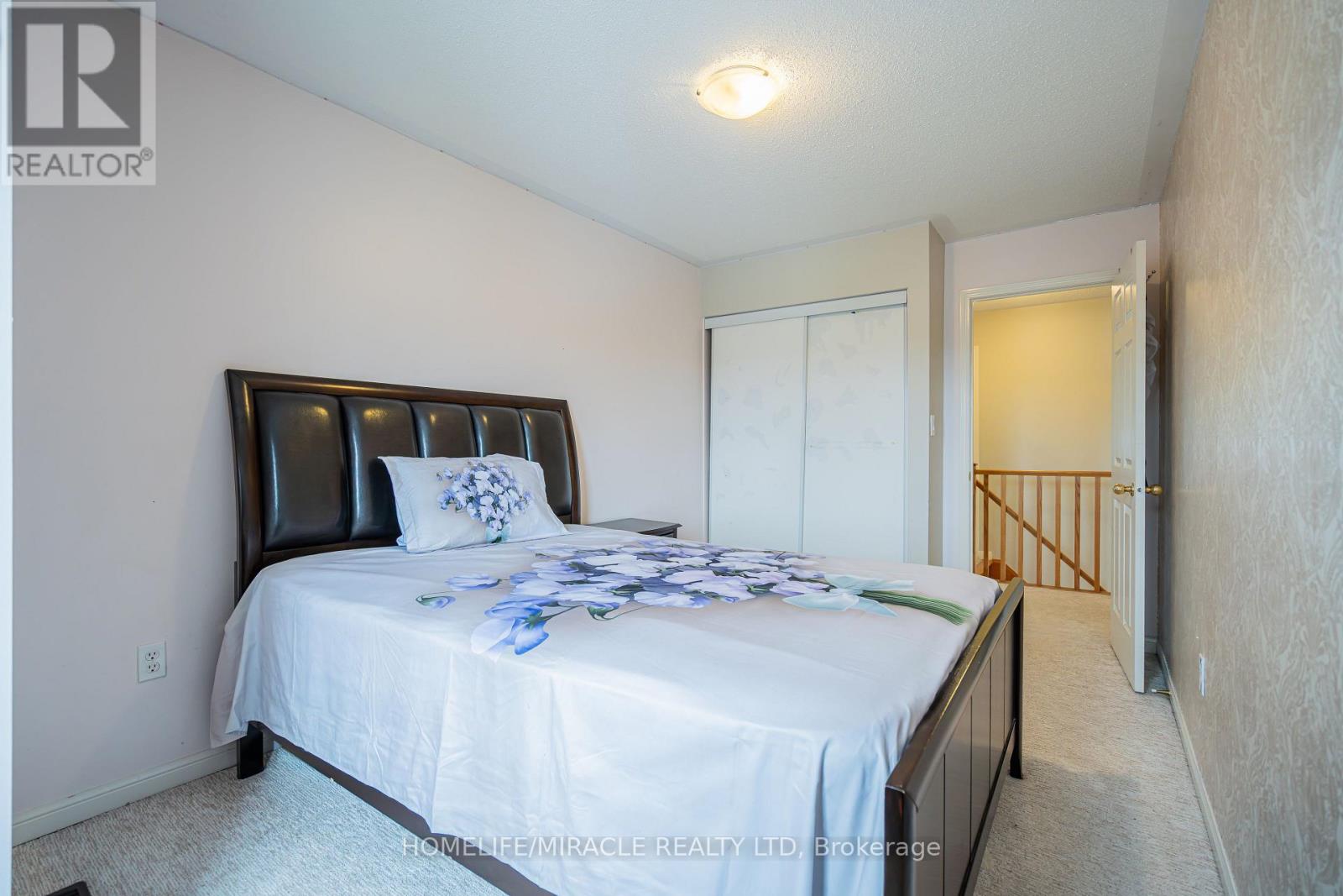 102 Decker Hollow Circle, Brampton, Ontario  L6X 0L5 - Photo 44 - W12967638