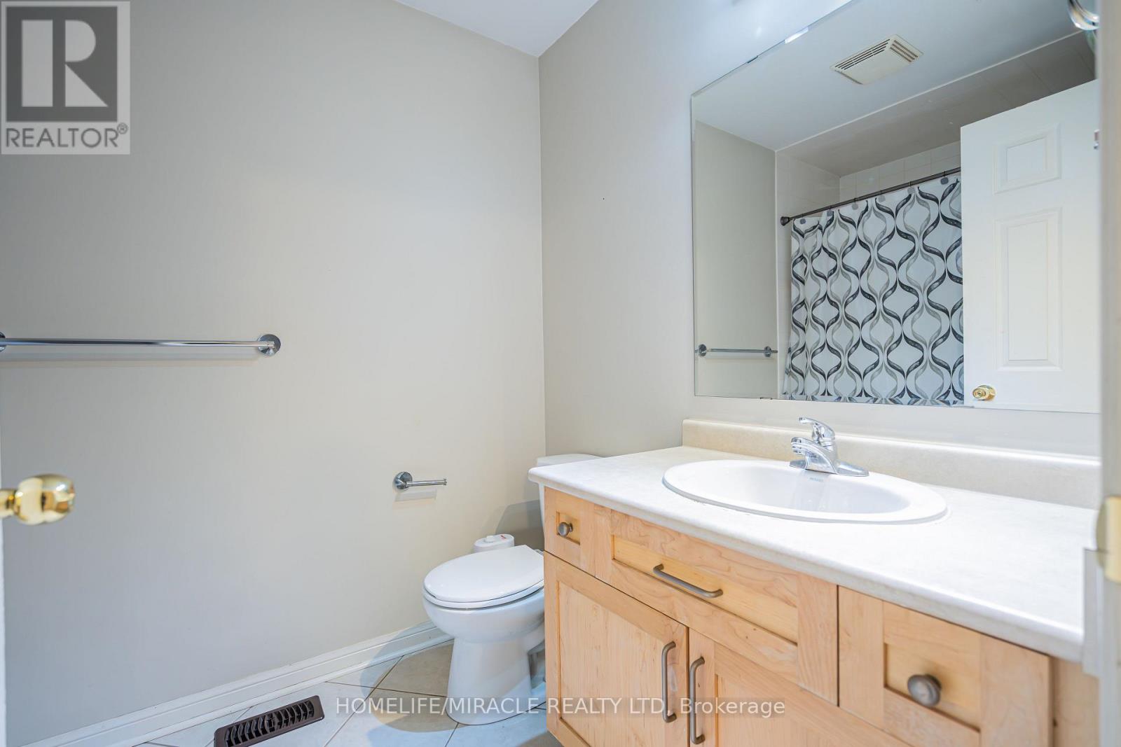 102 Decker Hollow Circle, Brampton, Ontario  L6X 0L5 - Photo 47 - W12967638