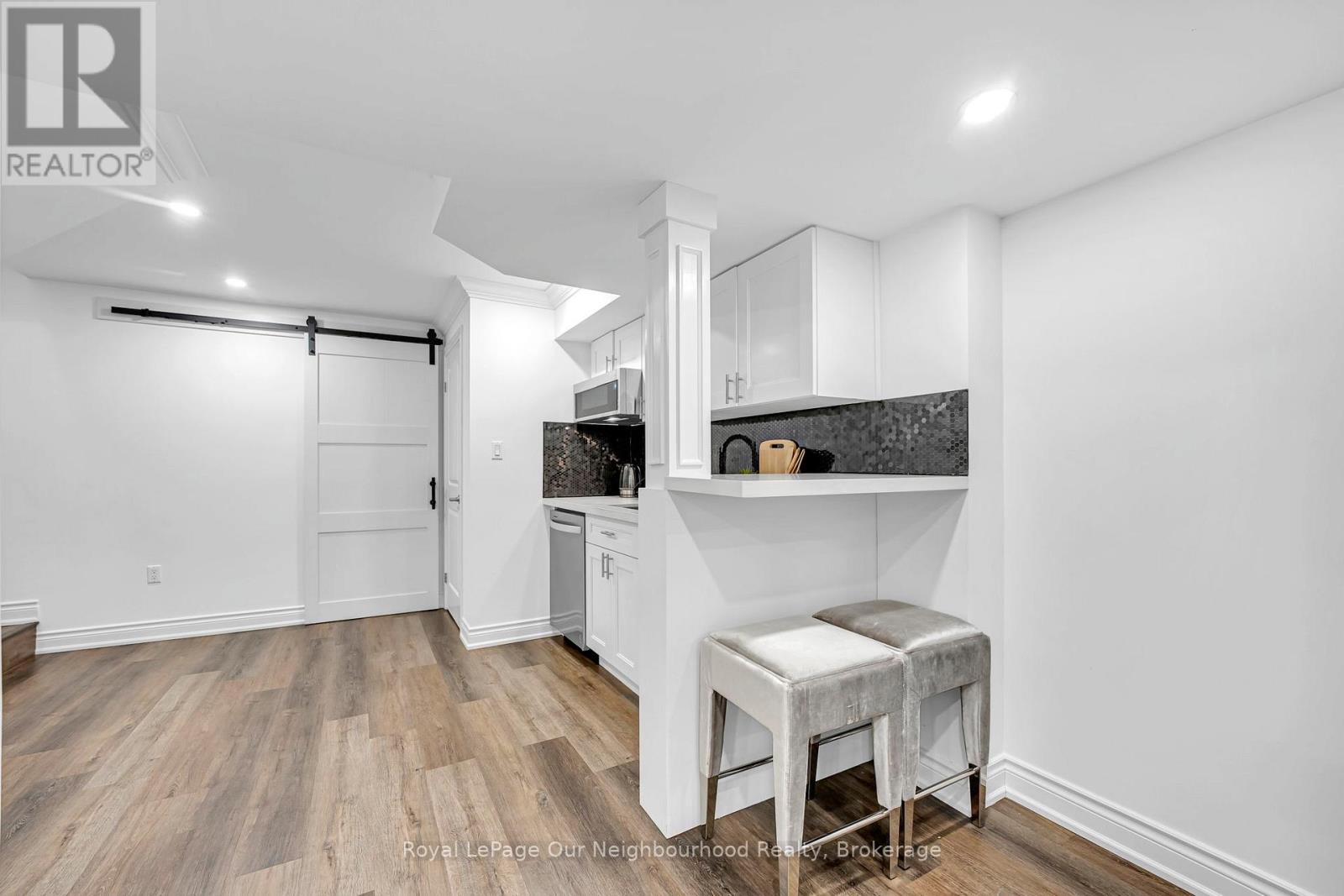 4689 Leanna Heights Road, Burlington, Ontario  L7M 0G3 - Photo 26 - W12967664