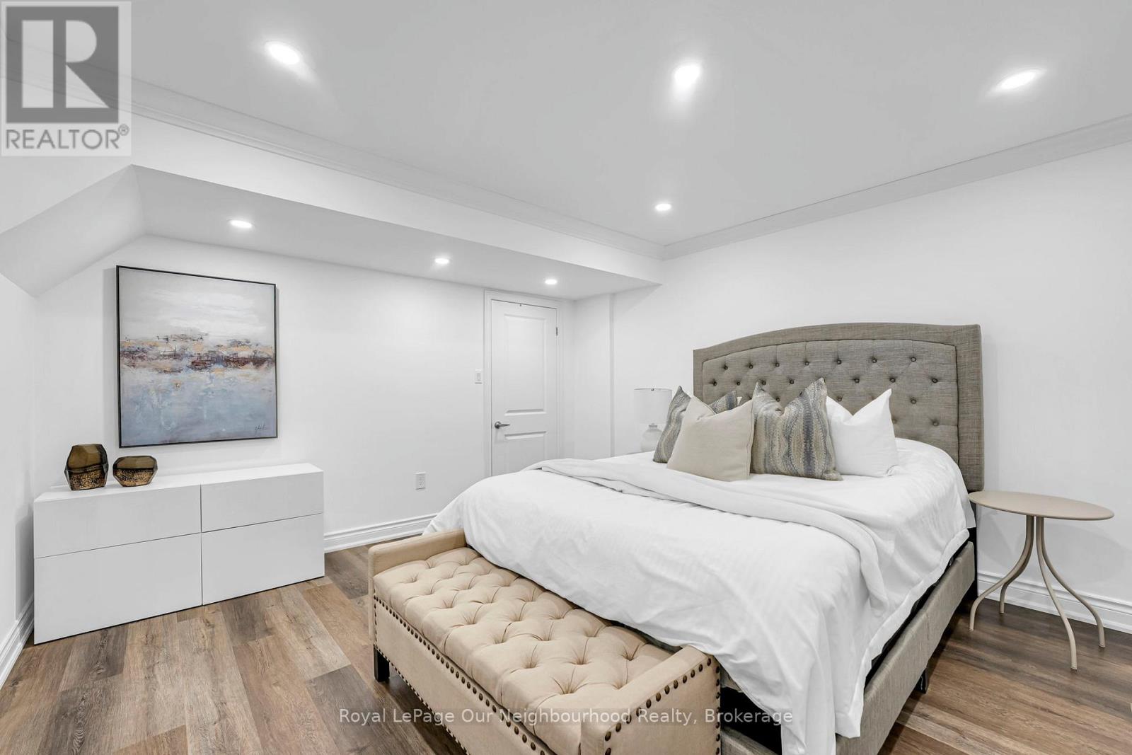 4689 Leanna Heights Road, Burlington, Ontario  L7M 0G3 - Photo 30 - W12967664