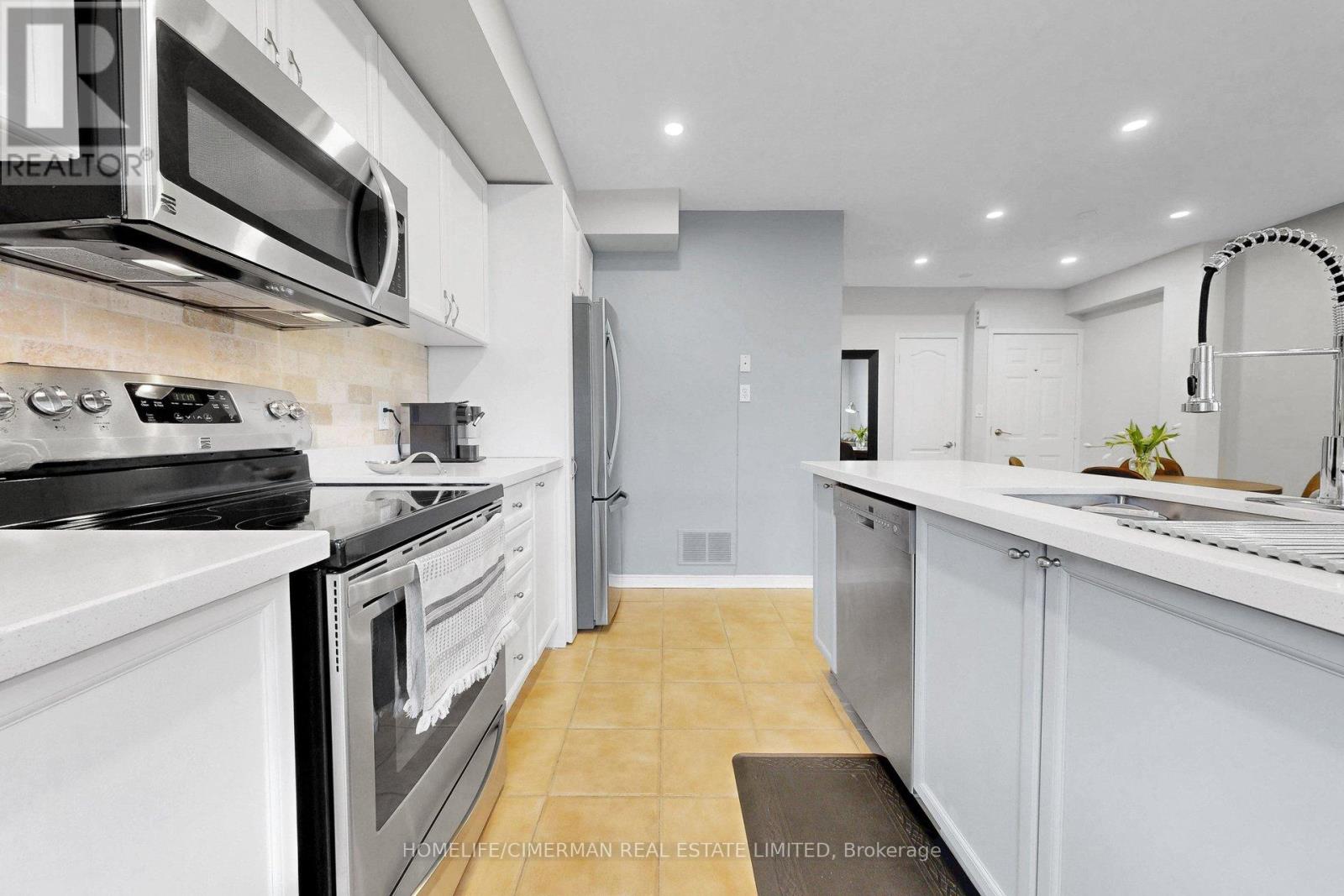 144 - 601 Shoreline Drive, Mississauga, Ontario L5B 4K1 - Photo 14 - W12967676