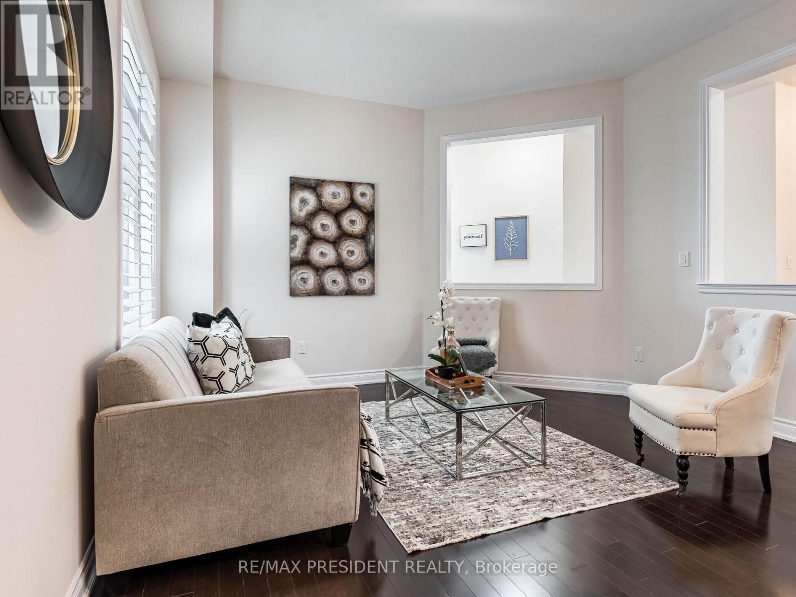 16 Monarch Drive, Halton Hills, Ontario  L7G 0M6 - Photo 6 - W12967696