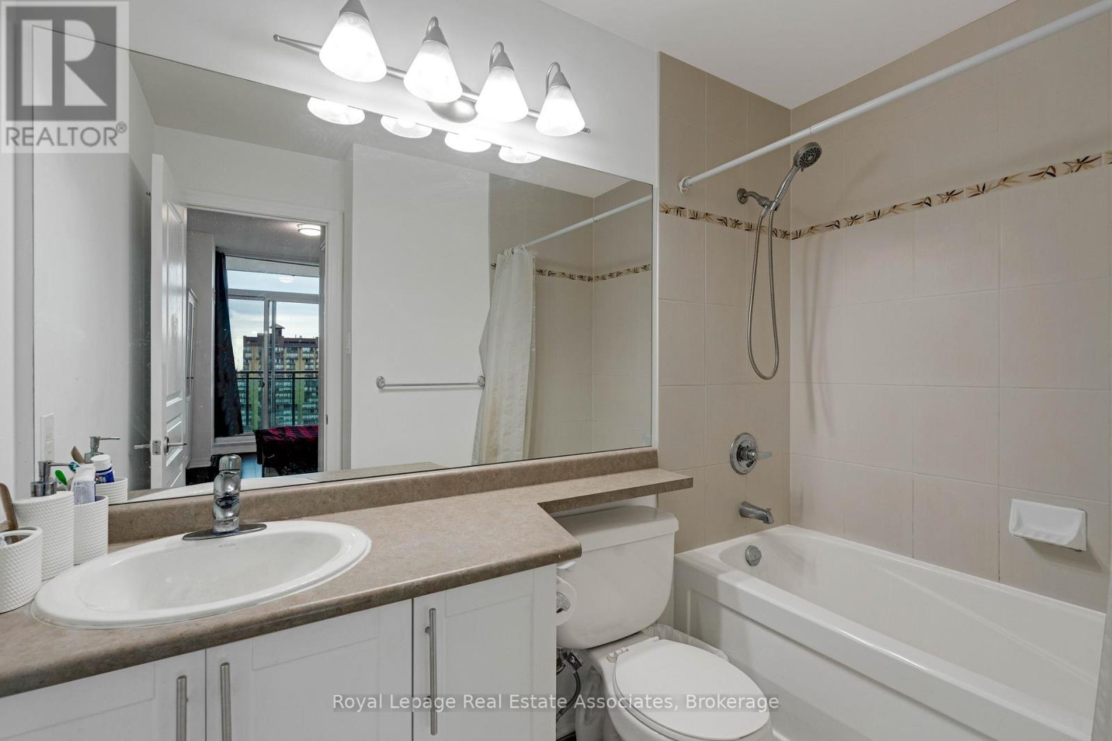 1106 - 3515 Kariya Drive, Mississauga, Ontario  L5B 0C1 - Photo 21 - W12967710