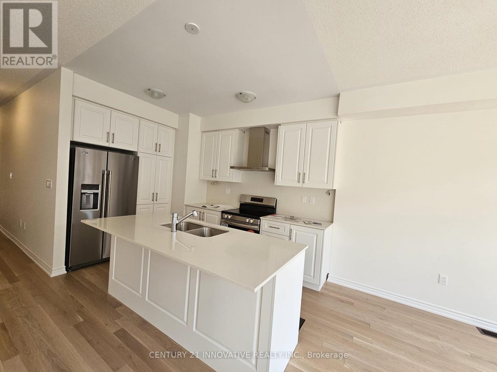 469 Celandine Terrace, Milton, Ontario  L9E 1T8 - Photo 3 - W12967714