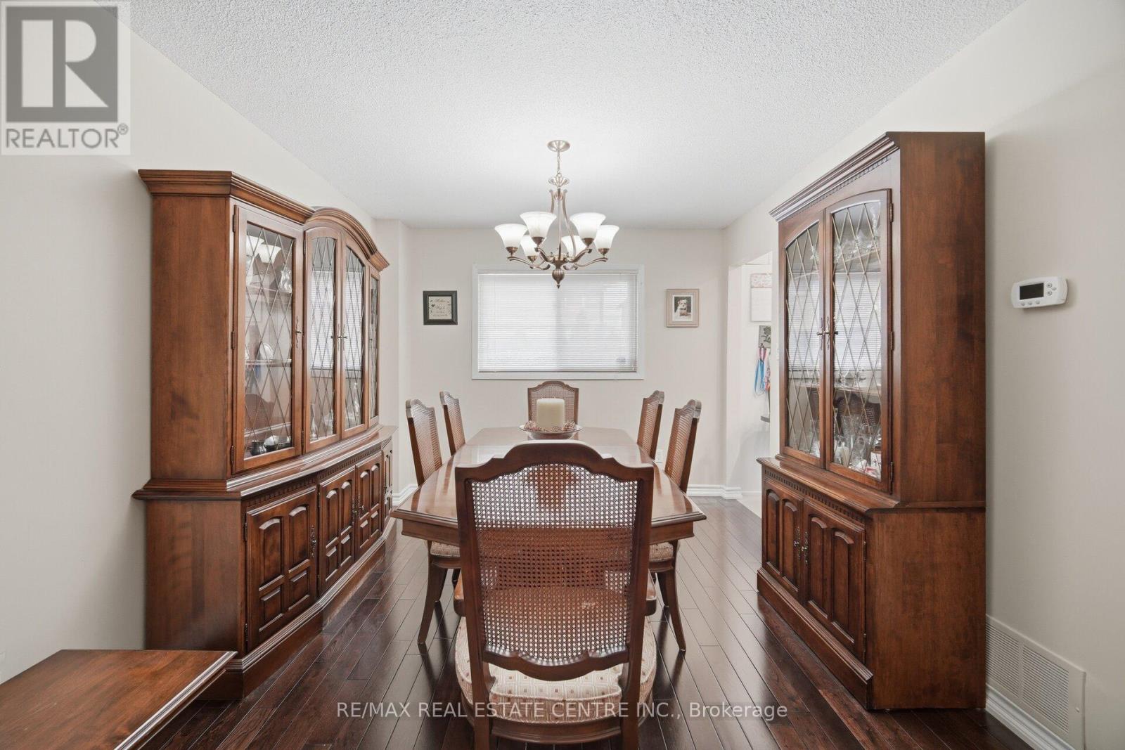 11 Sheringham Street, Brampton, Ontario  L6Z 2P5 - Photo 12 - W12967722