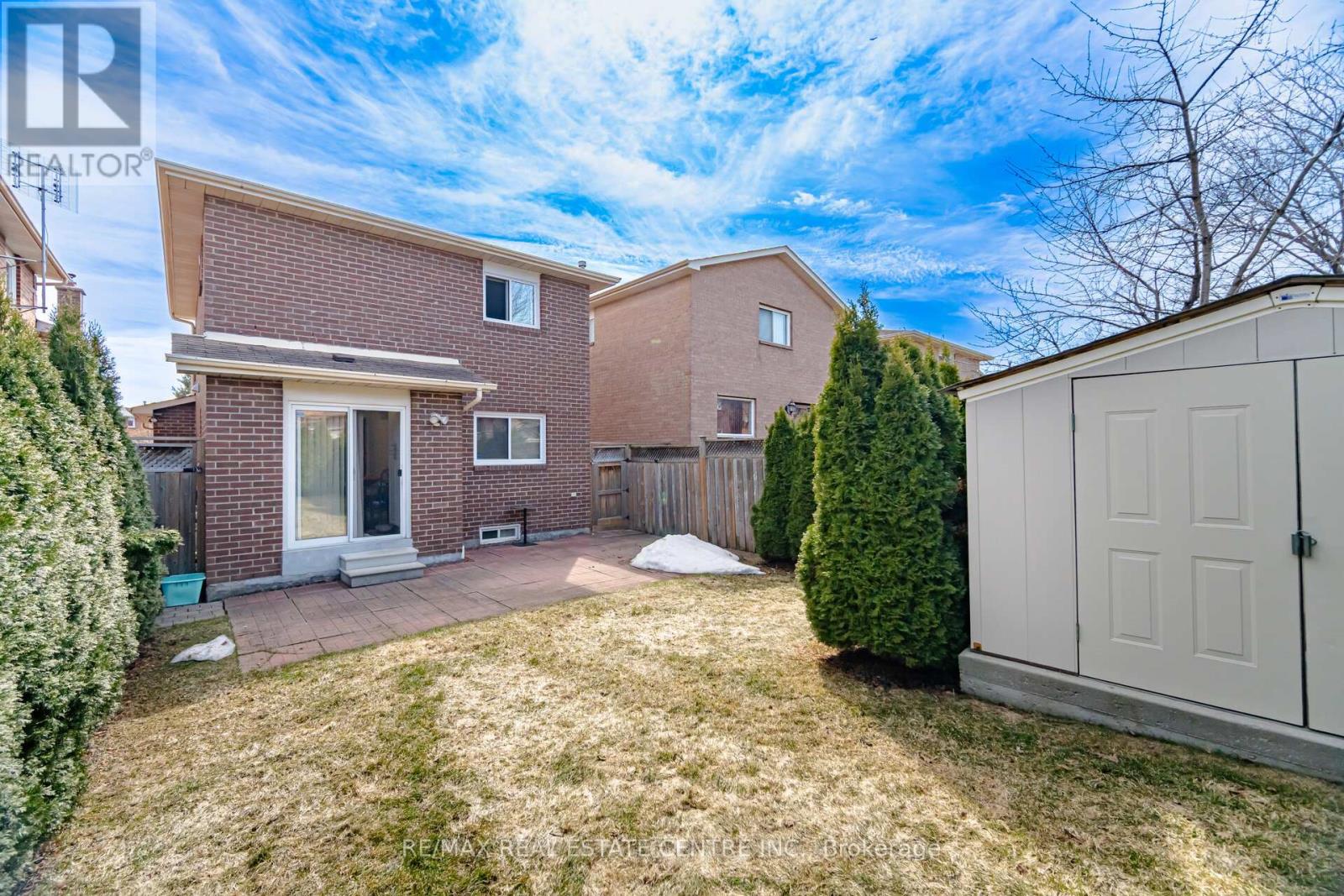 11 Sheringham Street, Brampton, Ontario  L6Z 2P5 - Photo 41 - W12967722