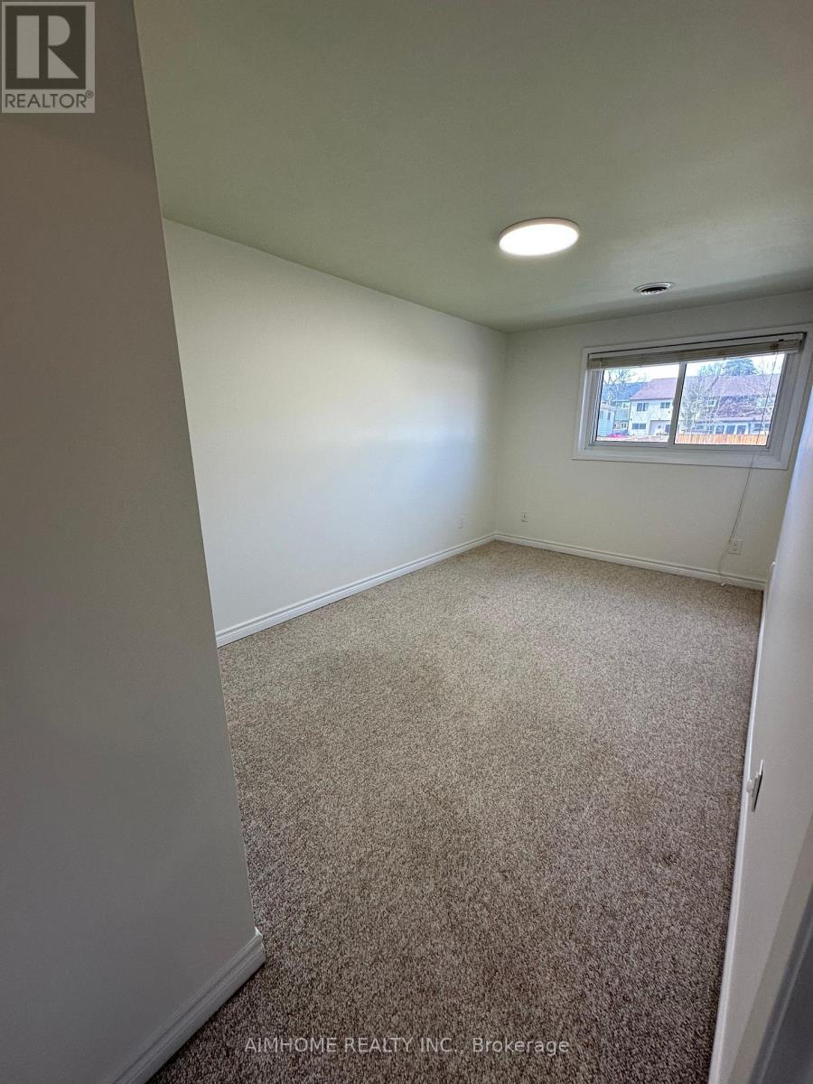 2101 Marine Drive, Oakville, Ontario  L6L 1B8 - Photo 18 - W12967760