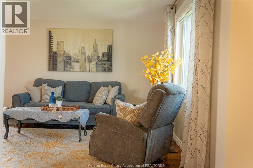 330 Sunnyside Boulevard, Lasalle, Ontario  N9J 3J3 - Photo 11 - 26007309