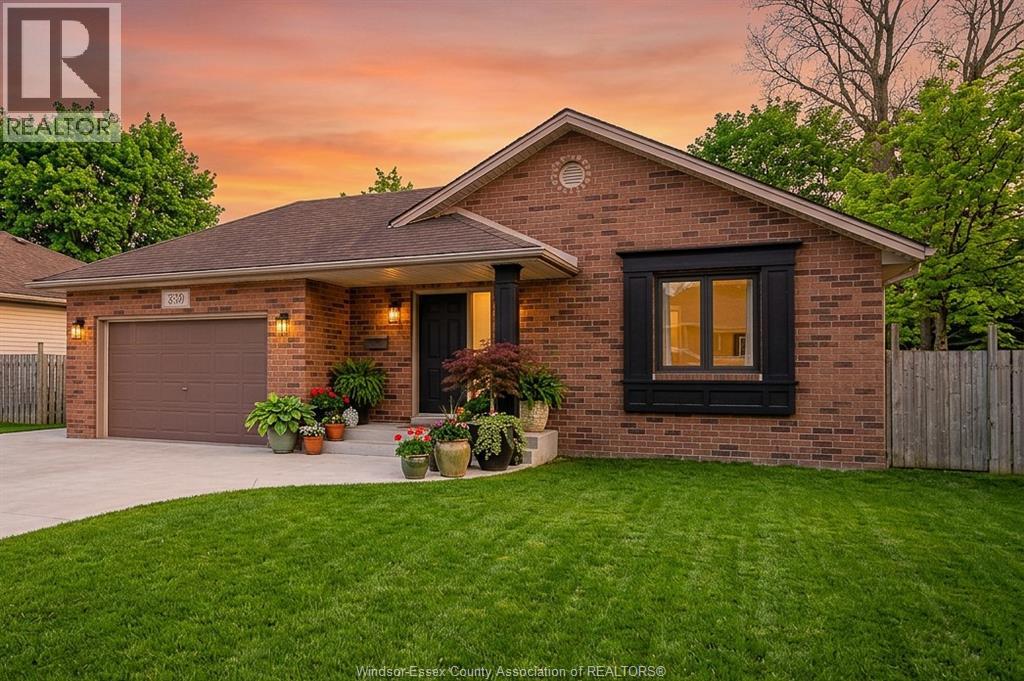 330 SUNNYSIDE BOULEVARD, LaSalle, Ontario