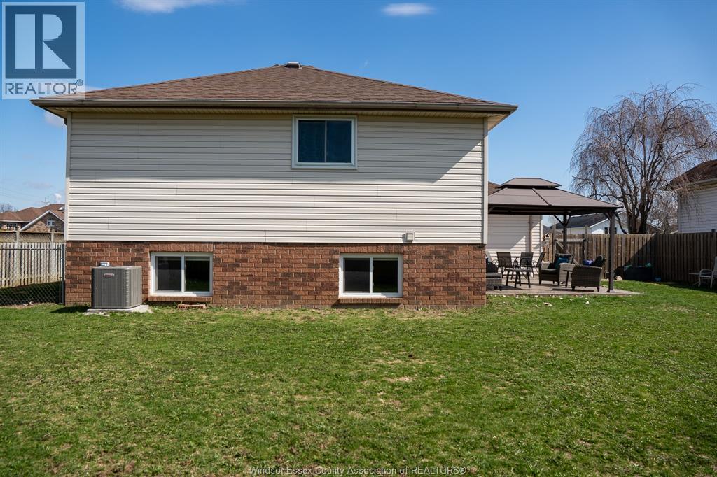 330 Sunnyside Boulevard, Lasalle, Ontario  N9J 3J3 - Photo 41 - 26007309