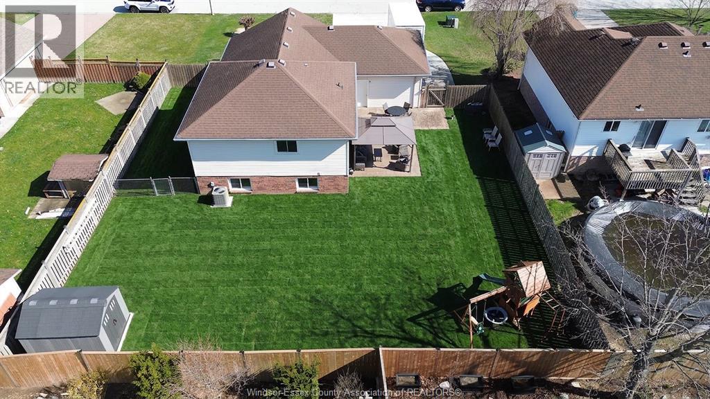 330 Sunnyside Boulevard, Lasalle, Ontario  N9J 3J3 - Photo 38 - 26007309