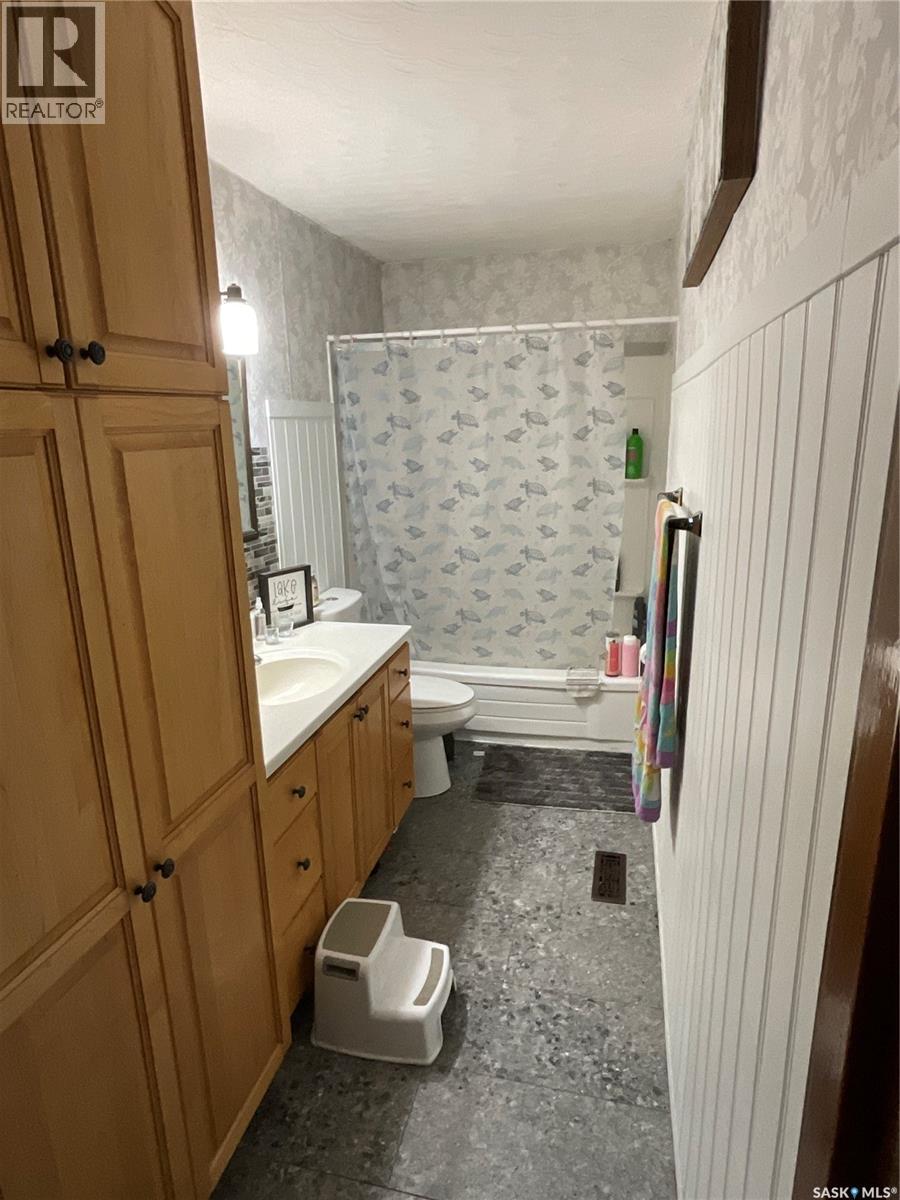 505 7th Avenue, Cudworth, Saskatchewan  S0K 1B0 - Photo 12 - SK032296