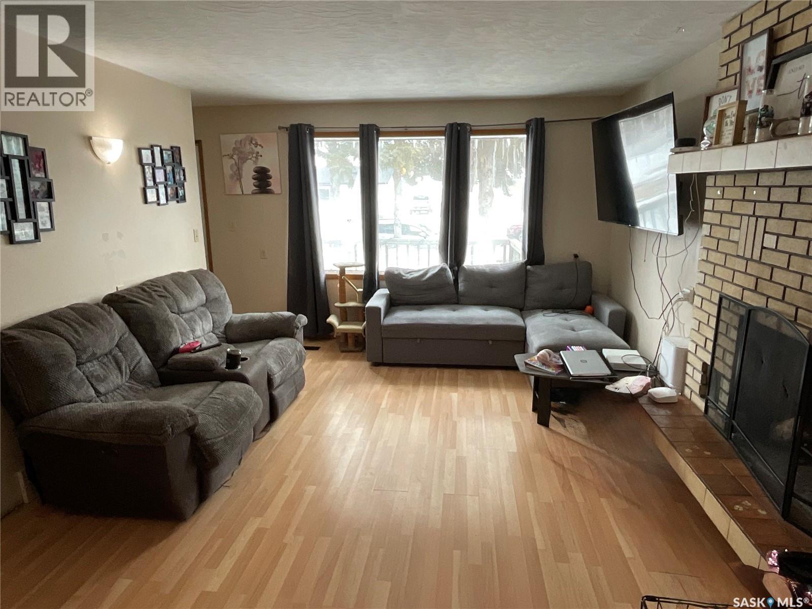 505 7th Avenue, Cudworth, Saskatchewan  S0K 1B0 - Photo 7 - SK032296