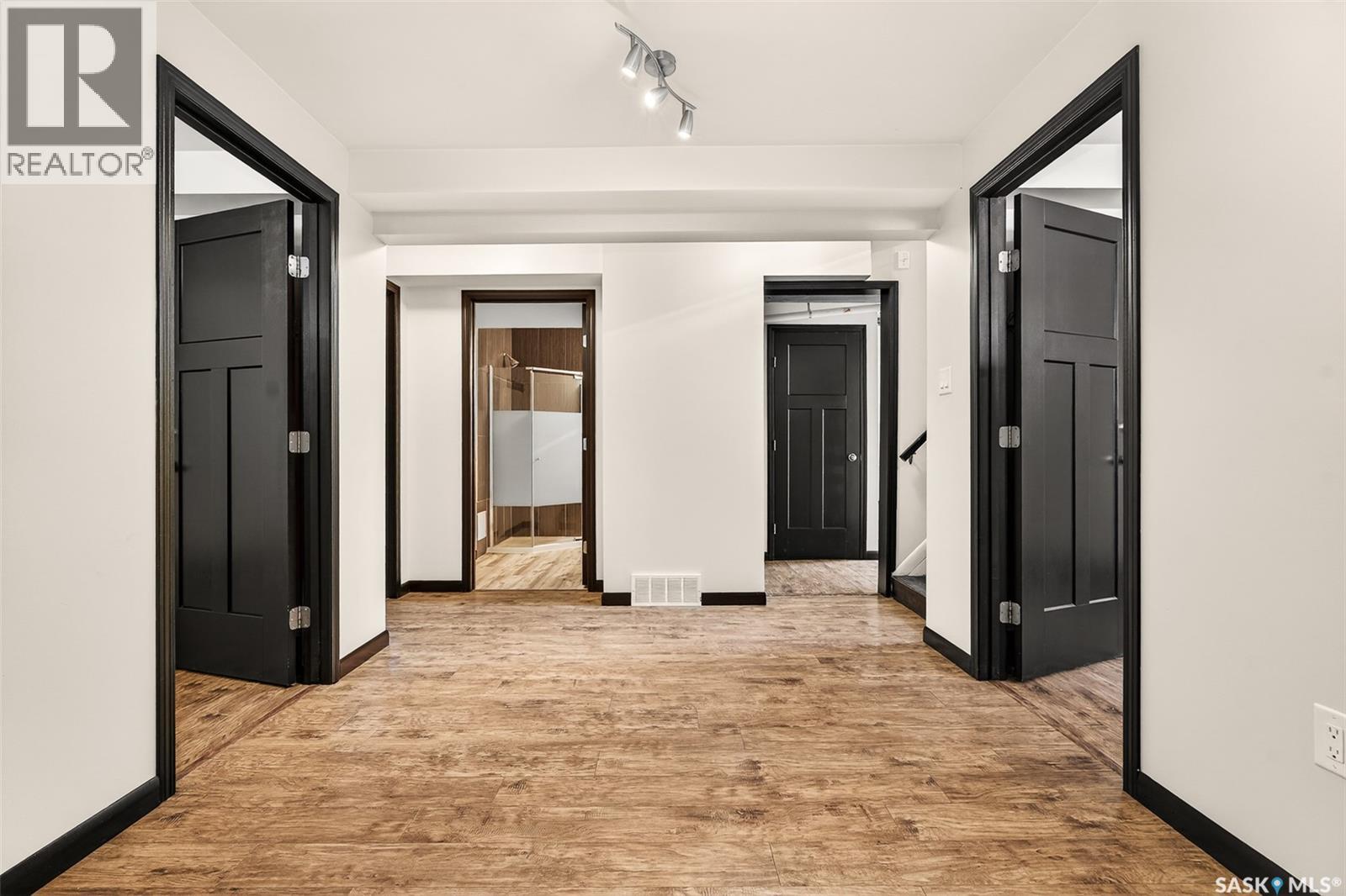 1125 8th Avenue Nw, Moose Jaw, Saskatchewan  S6H 4G4 - Photo 26 - SK032139