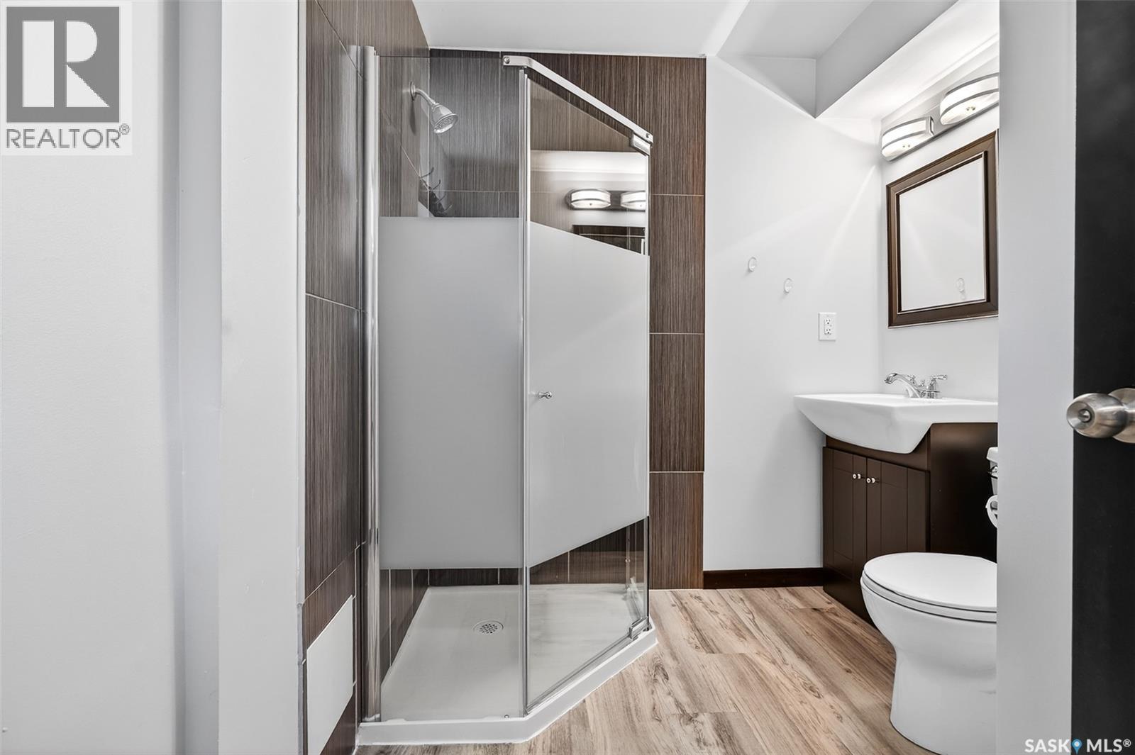 1125 8th Avenue Nw, Moose Jaw, Saskatchewan  S6H 4G4 - Photo 29 - SK032139