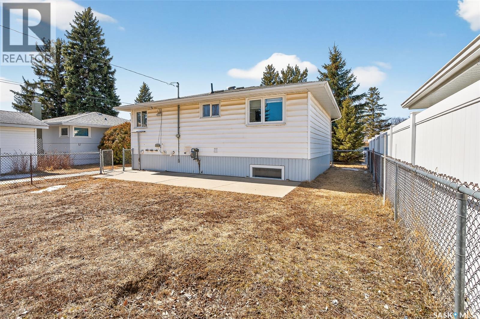 1125 8th Avenue Nw, Moose Jaw, Saskatchewan  S6H 4G4 - Photo 35 - SK032139