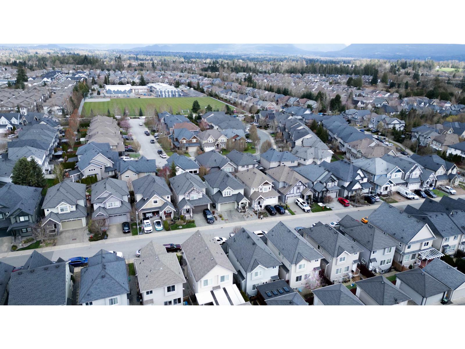 21033 80a Avenue, Langley, British Columbia  V2Y 0J4 - Photo 32 - R3107118