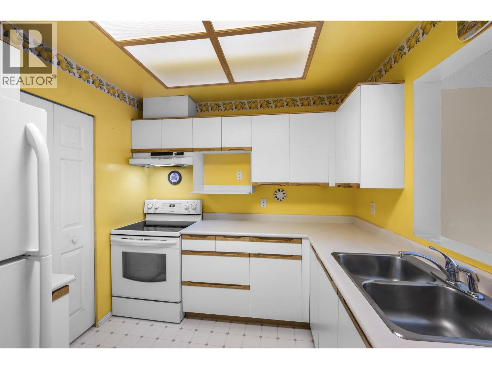 407 6820 Rumble Street, Burnaby, British Columbia  V5E 4H9 - Photo 10 - R3107530