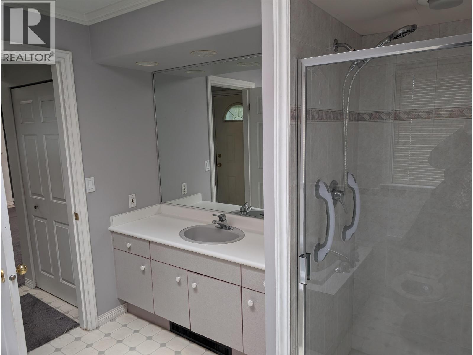 3944 Regent Street, Richmond, British Columbia V7E 2N7 - Photo 15 - R3107770