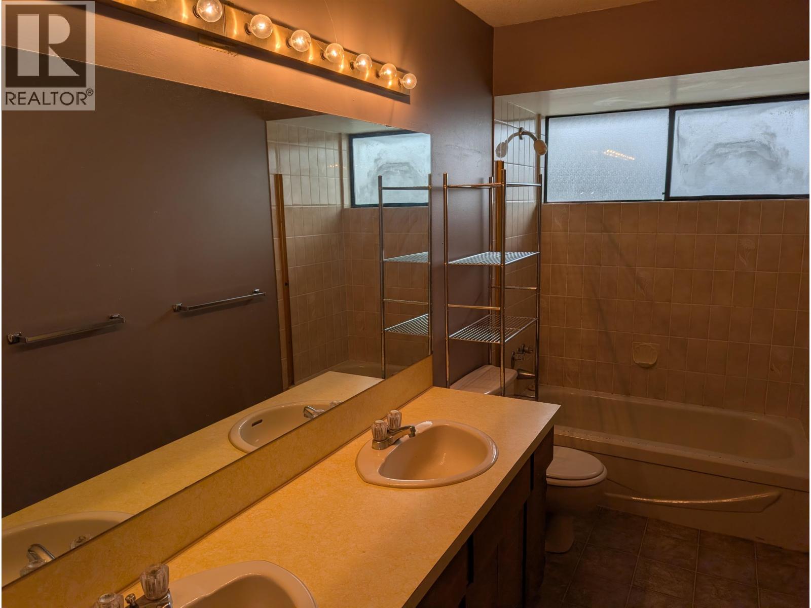 3944 Regent Street, Richmond, British Columbia V7E 2N7 - Photo 19 - R3107770