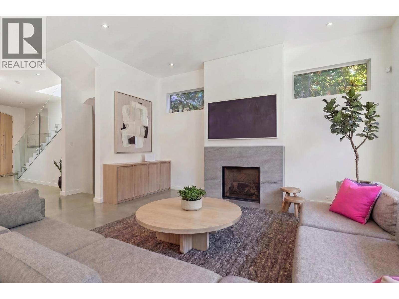 3156 W 13th Avenue, Vancouver, British Columbia  V6K 2V3 - Photo 8 - R3107558