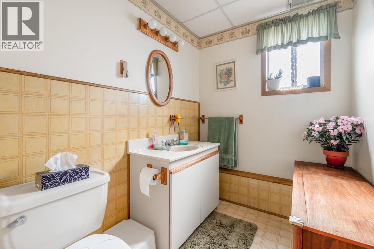 3524 Tanner Street, Vancouver, British Columbia  V5R 5P5 - Photo 10 - R3107677