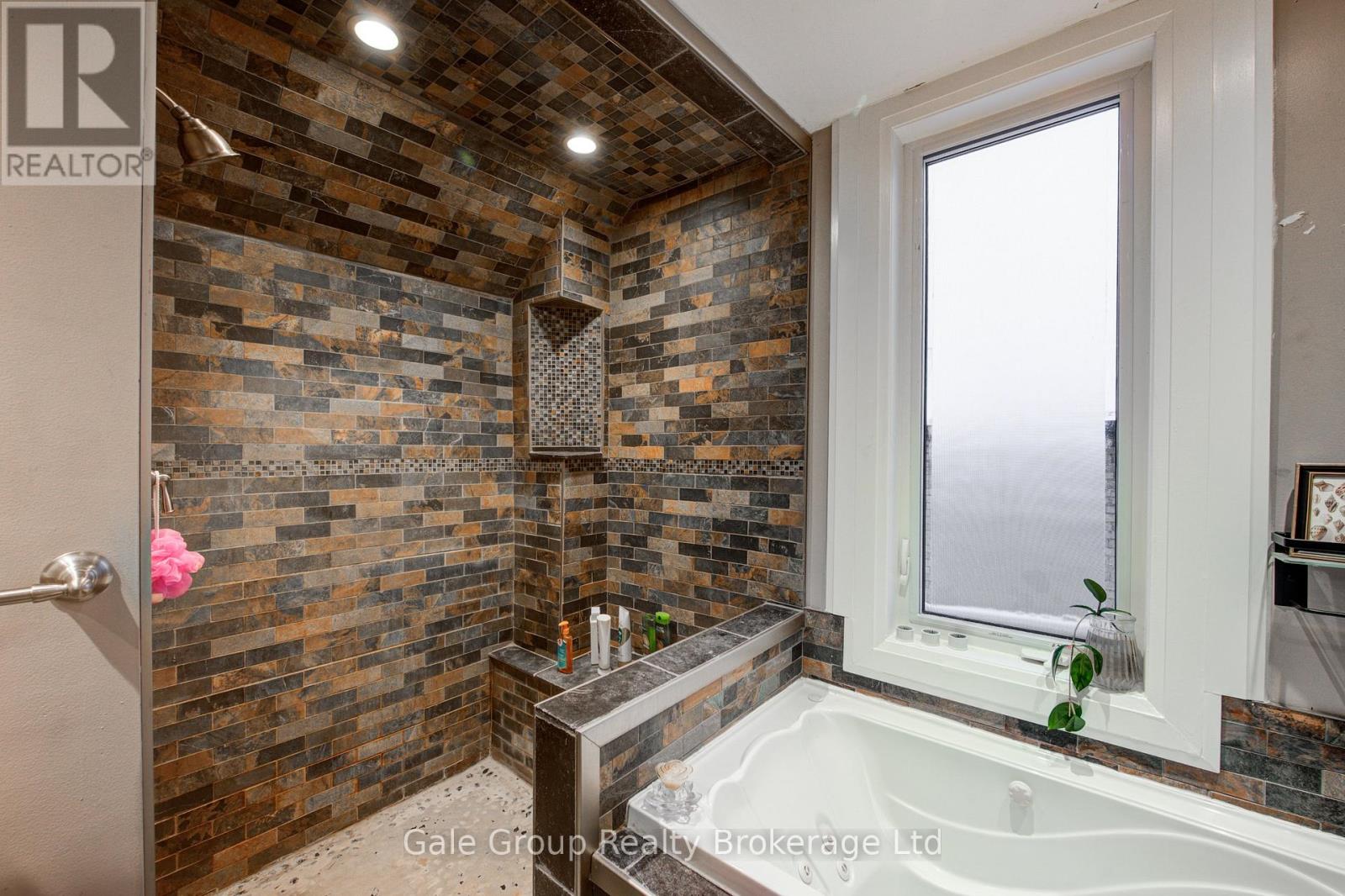 83 Oxford Street, Woodstock, Ontario  N4S 6A4 - Photo 14 - X12738794