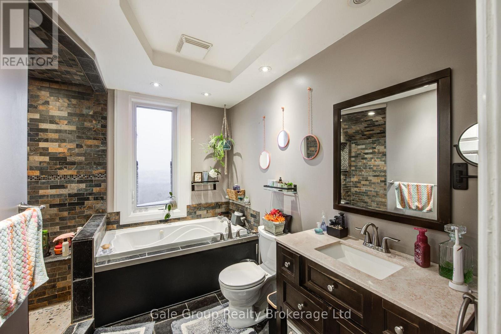 83 Oxford Street, Woodstock, Ontario  N4S 6A4 - Photo 13 - X12738794