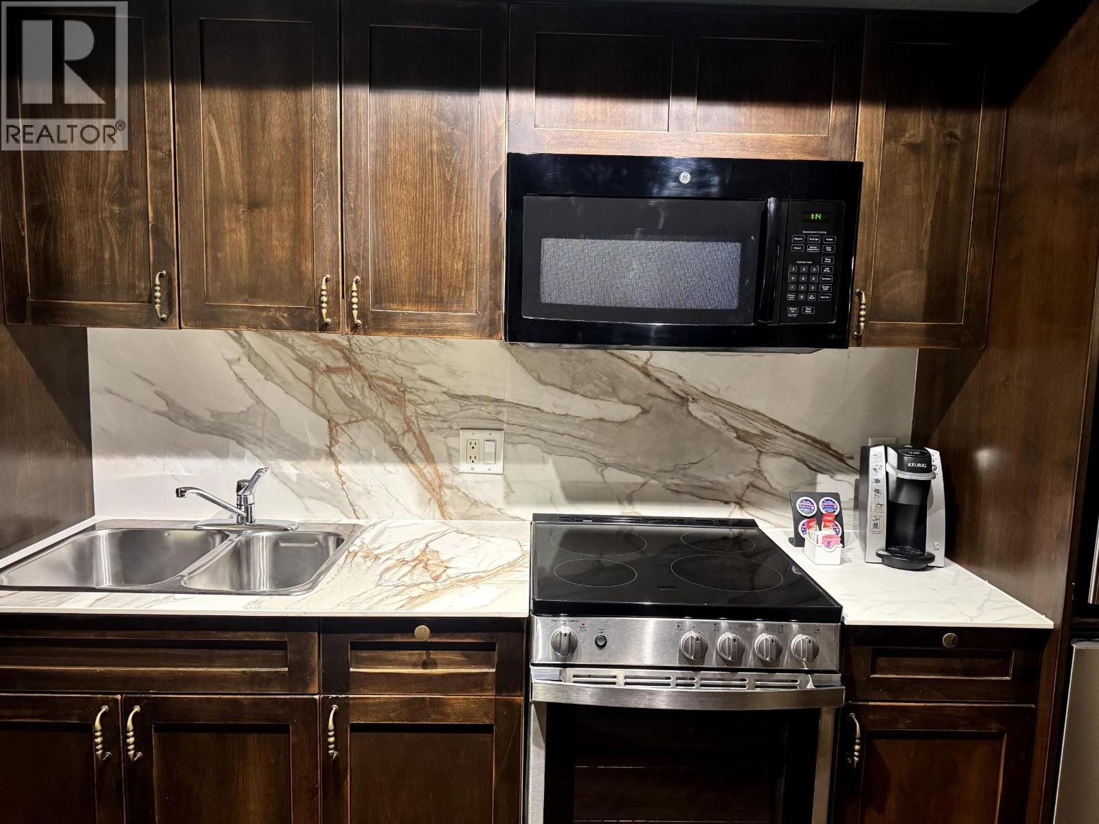 126 4220 Gateway Drive, Whistler, British Columbia  V8E 0Z7 - Photo 18 - R3106395