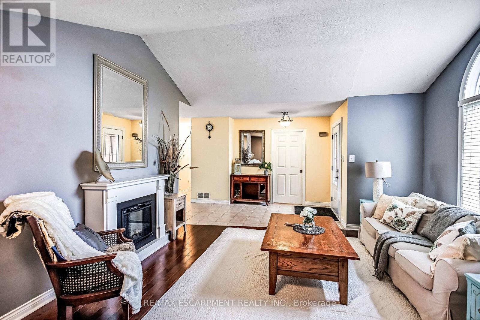 65 Thistlemoor Drive, Haldimand, Ontario  N3W 2K5 - Photo 8 - X12967670