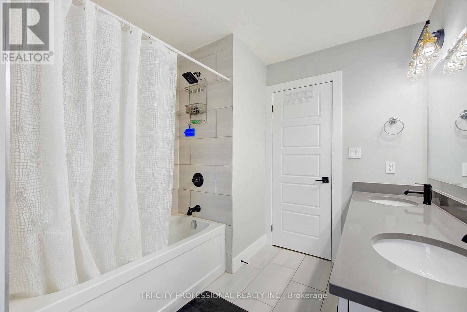 2910 Turner Crescent, London South, Ontario  N6M 0A1 - Photo 38 - X12967712