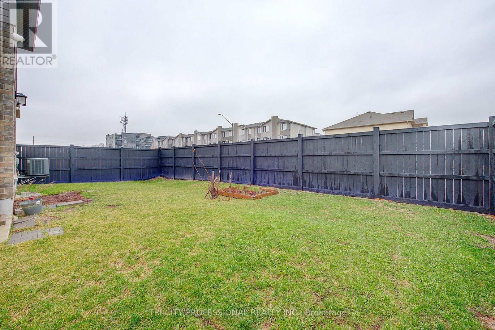 2910 Turner Crescent, London South, Ontario  N6M 0A1 - Photo 47 - X12967712